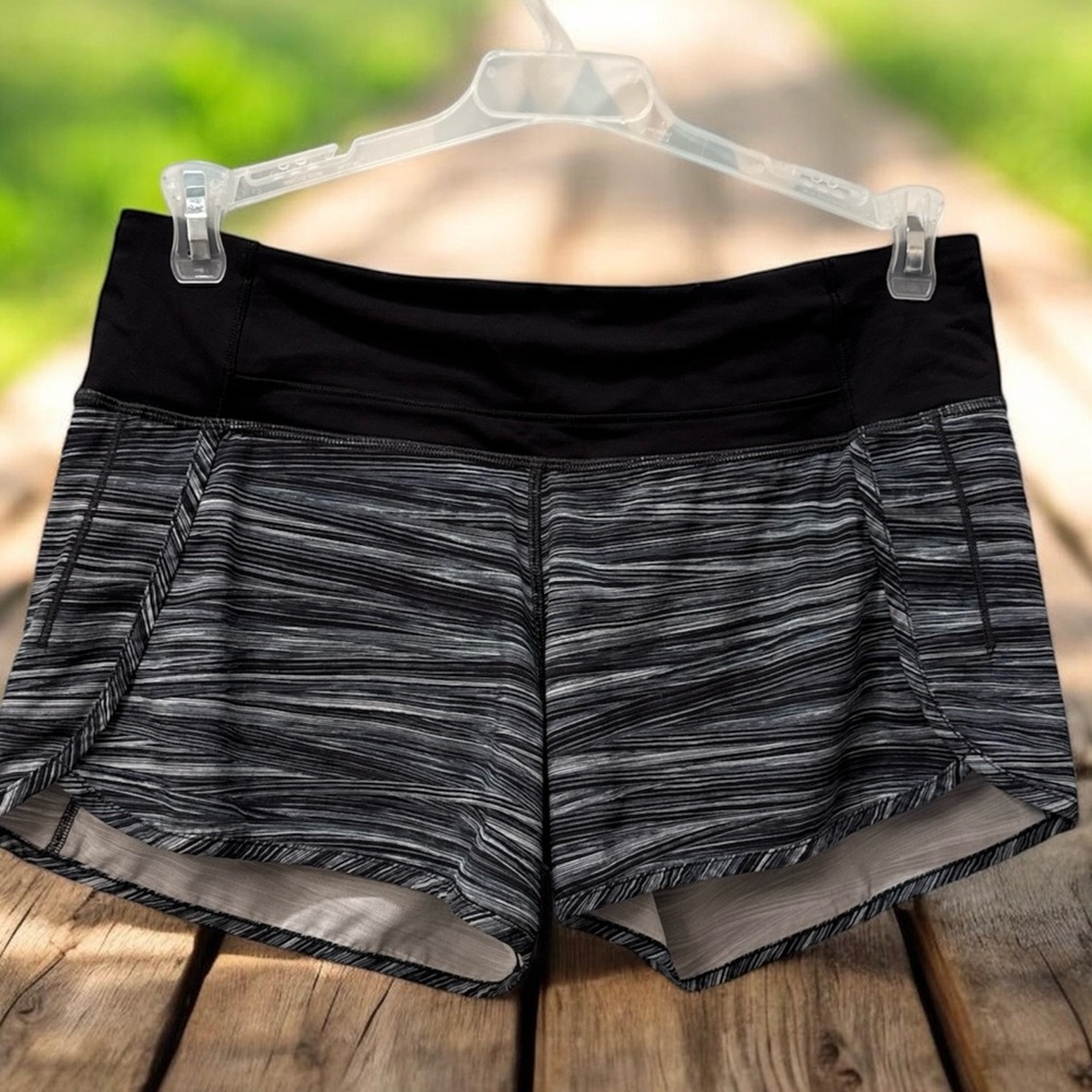 Lululemon Run Times Short Black & White Patterned